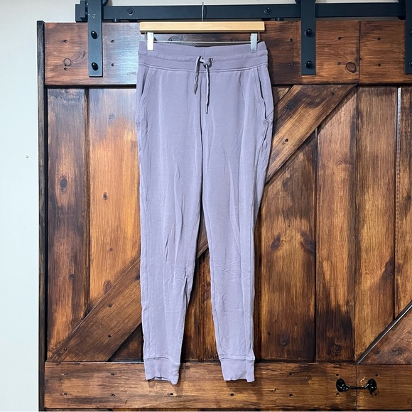 lululemon athletica Pants - Lululemon Lavender ultrasoft comfy lounge jogger pants